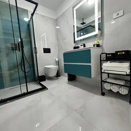 Apartment Moft By White Titanic